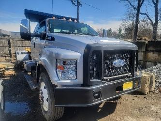 Ford F750