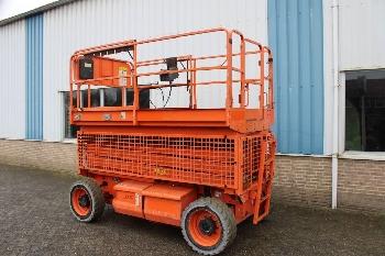 JLG M 3369