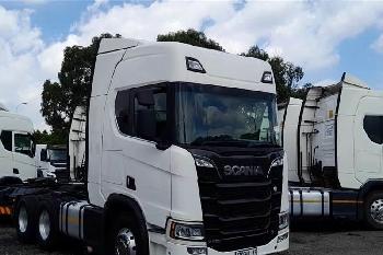 Scania R560