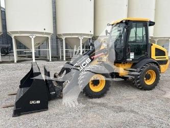 JCB 409