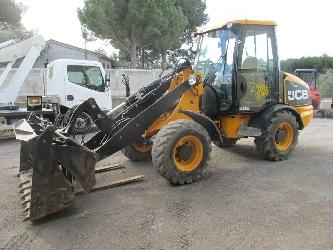 JCB 406 B