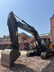 Volvo EC 240