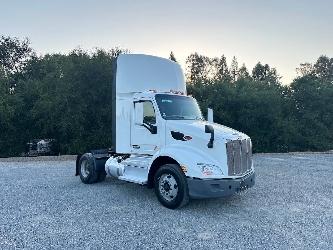 Peterbilt 579