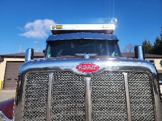 Peterbilt 567