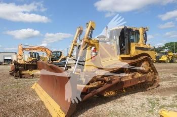 CAT D8T