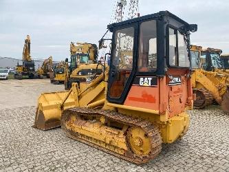 CAT 933