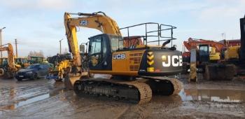 JCB JS 220 LC