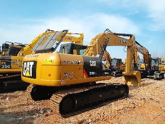 CAT 320D2