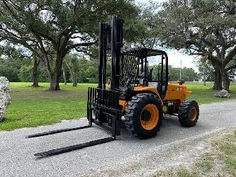 JCB 930