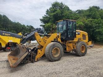 CAT 926M