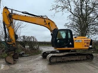 JCB JS 220