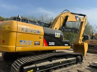 CAT 325 D