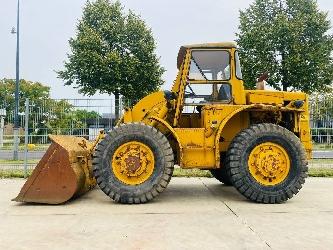 CAT 922 B