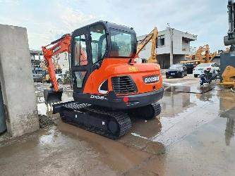 Doosan DX 55