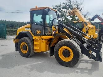 JCB 418