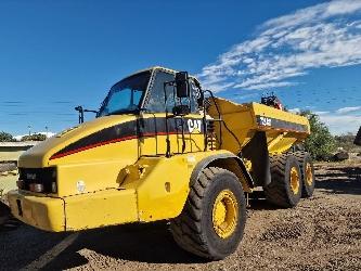 CAT 725