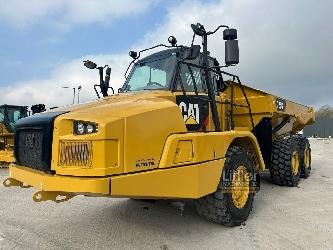 CAT 725C2