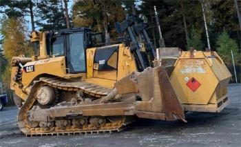CAT D8T