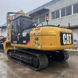 CAT 320D2