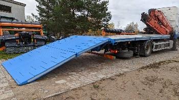  Ramp Truck