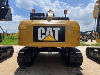 CAT 323 D