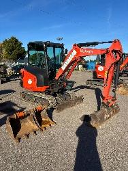 Kubota KX 027