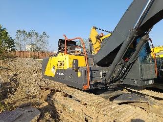 Volvo EC 240