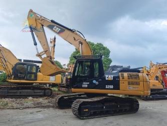 CAT 325 D