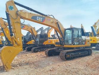 CAT 320 D2L