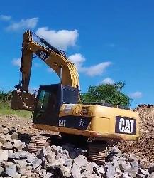 CAT 320D