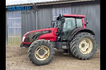 Valtra T153