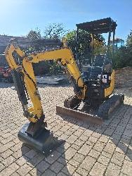 Yanmar Vio 17