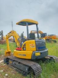 Komatsu PC 40