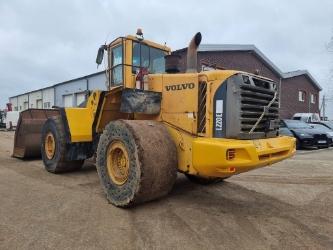 Volvo L 220 E