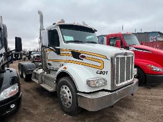 Peterbilt 567