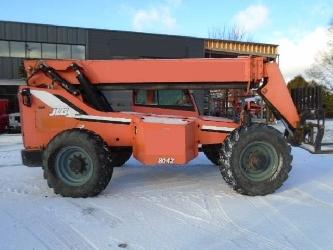 JLG 8042