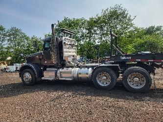 Peterbilt 365