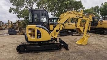 Komatsu PC 35