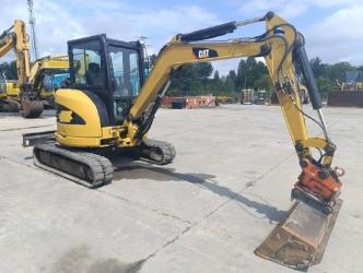 CAT 304 D