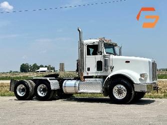 Peterbilt 367