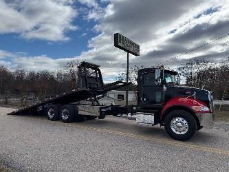 Peterbilt 348