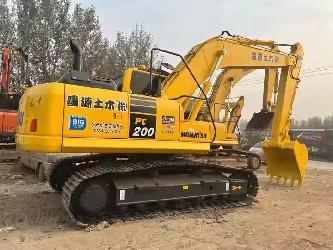 Komatsu PC200