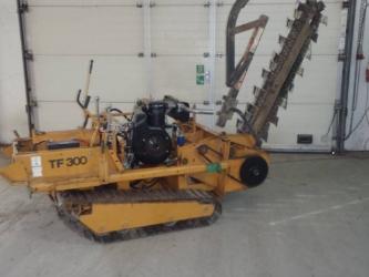 CASE TF 300