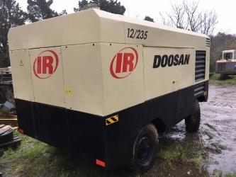 Doosan 12/235
