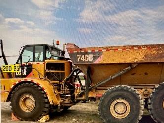 CAT 740 B
