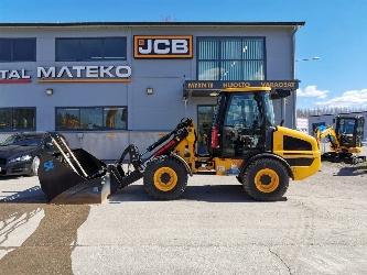 JCB 407