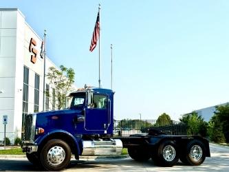 Peterbilt 365