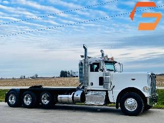 Peterbilt 389