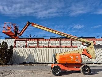 JLG 800 AJ