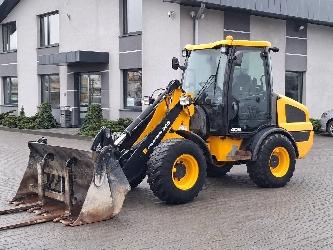 JCB 406